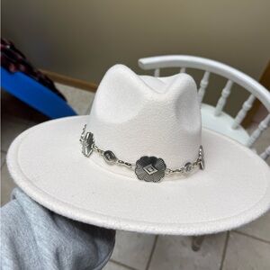 Elegant Cream Cowboy Hat with Silver Accents
